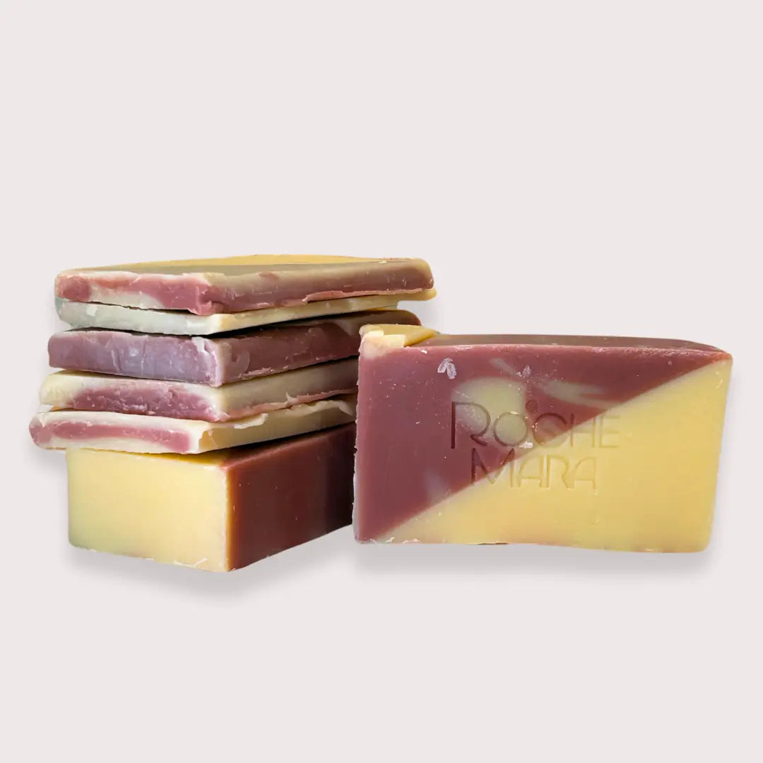 Chutes anti-gaspi de notre savon solide artisanal bio : Le Gourmand À l'Huile d'Amande Douce Rochemara